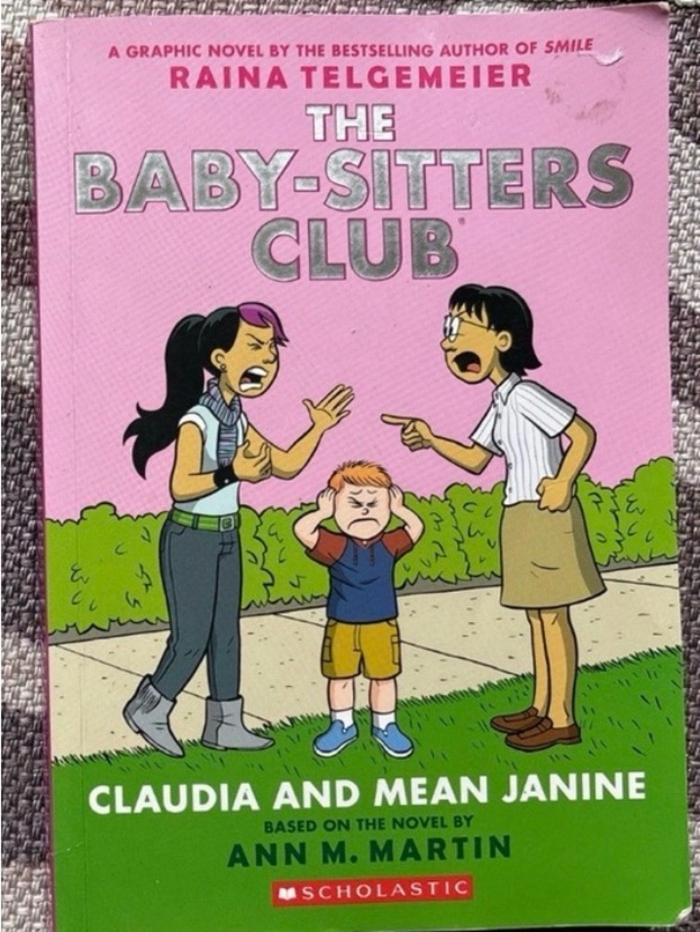 The Baby-Sitters Club Graphic Novel - Claudia and Mean Janine